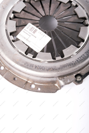 Диск ВАЗ-21214 сцепления нажимной (корзина) (VALEO) Lada LADA 21214160108500