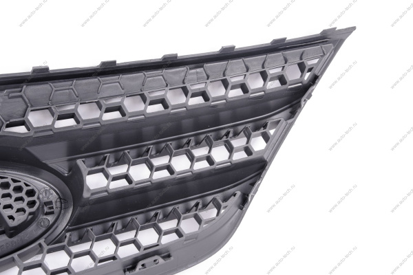 Решетка переднего бампера верхняя нов/ обр. Largus Cross Lada LADA 8450091244