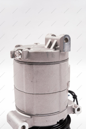 Компрессор ВАЗ-2170 кондиционера с муфтой в сборе (HALLA) Lada LADA 21700811101210