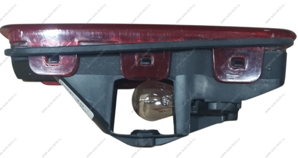 Стоп-сигнал дополнительный LADA Largus/Лада Ларгус с отв.для жиклера омыв.стекла Renault RENAULT 8200690118