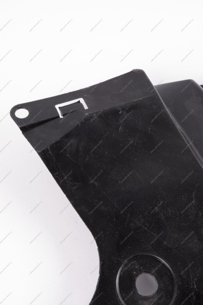 Защита переднего бампера LADA Largus/Лада Ларгус правая Рысь Рысь UPR13900001000