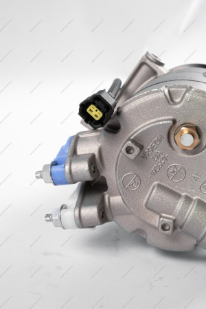 Компрессор ВАЗ-2190 кондиционера с муфтой в сборе ,HALLA Visteon HUNGARY KFT, Lada LADA 21900811101200