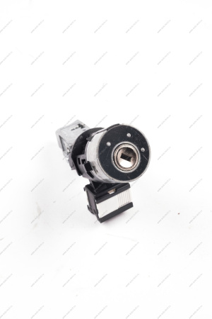 Замок зажигания ( 2 ключа, с 1-й личинкой ) LADA Largus (FL) NEW (универсал) Lada LADA 8450094356