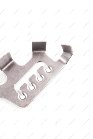 Кронштейн пружины крышки багажника неподвижный правый LADA Vesta АвтоВАЗ LADA 8450007624