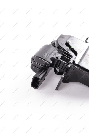 Замок крышки багажника с электроприводом, двухпозиционный Lada Vesta Renault RENAULT 905039428R