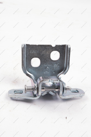 Петля двери RENAULT Logan 2014-/Vesta верхняя Renault RENAULT 804209726R