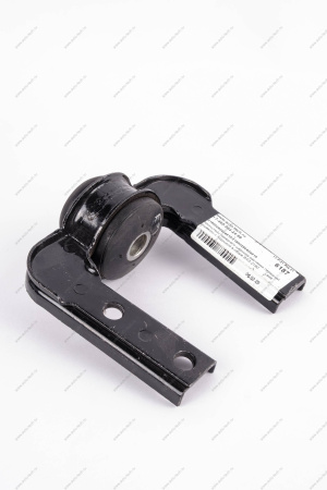 Кронштейн переднего шарнира растяжки передней подвески с подушкой в сборе ВАЗ-2190 Lada АвтоВАЗ 21900290404910 Кронштейн переднего шарнира растяжки передней подвески с подушкой в сборе ВАЗ-2190 Lada АвтоВАЗ 21900290404910