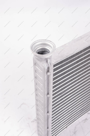 Радиатор отопителя LADA XRAY/Vesta ( ВИЭ) Lada LADA 8450039726 Радиатор отопителя LADA XRAY/Vesta ( ВИЭ) Lada LADA 8450039726