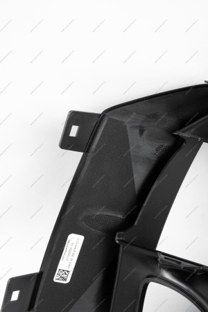 Облицовка ПТФ правая ( с отв. под парктроник) LADA Vesta SW Cross FL Lada LADA 8450042711