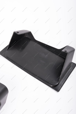 Заглушка противотуманной фары ВАЗ-2110 правая+левая к-т Lada LADA 21110-2803102+03