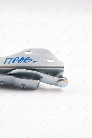 Петля ВАЗ-1118 крышки багажника правая (ВИС) Lada LADA 11180560501000