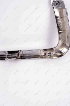 Молдинг переднего бампера верхний правый Lada Vesta SW Cross Lada LADA 8450031302