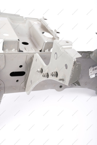 Брызговик с лонжероном левый в сборе с чашкой LADA Largus (FL) NEW Lada LADA 8450013072