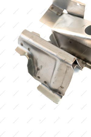 Поддомкратник ВАЗ-2121 передний правый в сборе Kamaz KAMAZ 21210-5101344-63