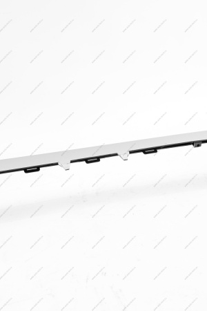 Накладка нижней решётки бампера окрашенная LADA Xray Cross Lada LADA 8450022531