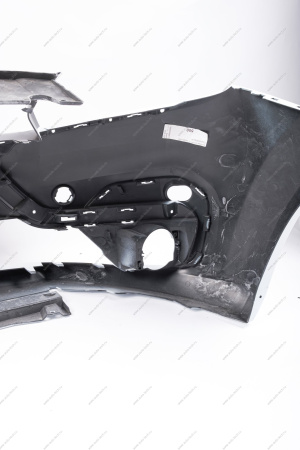 Бампер LADA Largus (FL) NEW передний с буксирной проушиной крашеный в цвет 221 Ледниковый (Белый) Lada LADA 8450091522-221