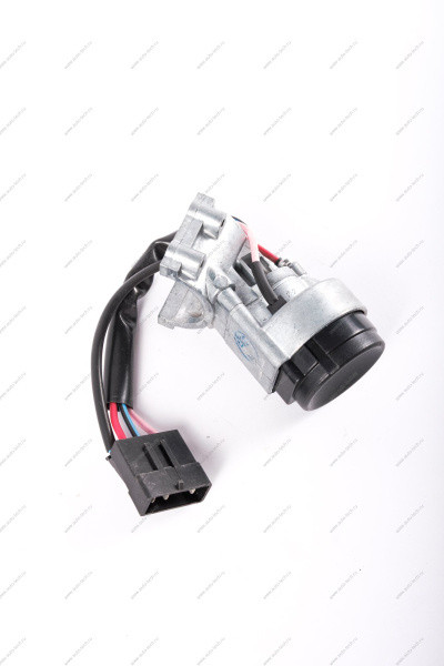 Замок зажигания LADA Granta с иммобилайзером. к-т поставки ( зам.зажиг, 2 ключа, 3-личинки ) ДААЗ LADA 11180610500620