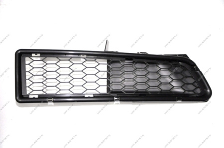 Решетка переднего бампера RENAULT Logan/Рено Логан до 2010 г правая FRANCECAR FRANCECAR FCR210464