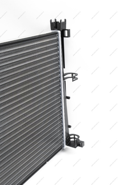 Радиатор охлаждения RENAULT Duster/Рено Дастер 2015- Renault RENAULT 214100078R