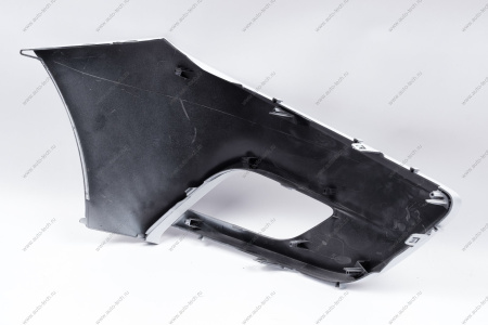 Накладка переднего бампера левая без отвер. под датчик слепой зоны в цвет 221 Ледниковый (белый) LADA Vesta SW Cross NG Lada LADA 8450040063-221