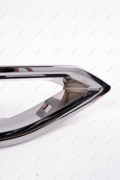 Вставка заднего бампера нижняя левая LADA Vesta NG Lada LADA 8450040765