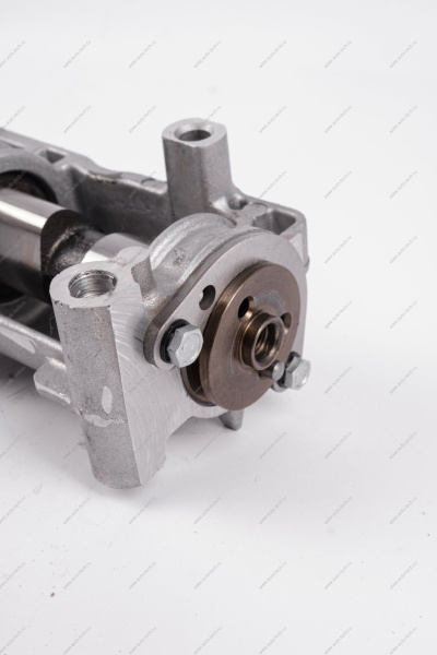 Вал распределительный ВАЗ-21213 с корпусом и подшипником в сборе ( в фирм. упак. LADA) ORIGINAL Lada LADA 21213100600800