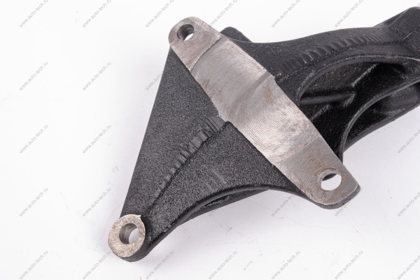 Кронштейн правой опоры двигателя для двигат .11189 Lada Largus ( нужны болты 2 шт 8450020520 ) Lada LADA 11189100115701