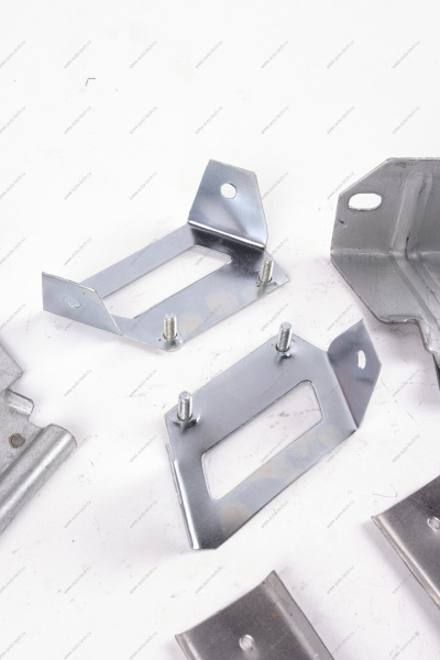 Кр-н заднего бампера ВАЗ-2108 (комплект) без болтов крепл бампера 21080-2803168-00 Тольятти Тольятти 21080280403435