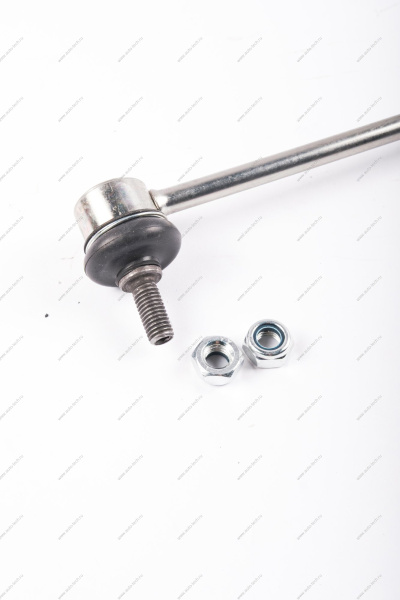 Стойка переднего стабилизатора поперечной устойчивости с шарниром в сборе LADA Vesta PILENGA Pilenga TSP2409