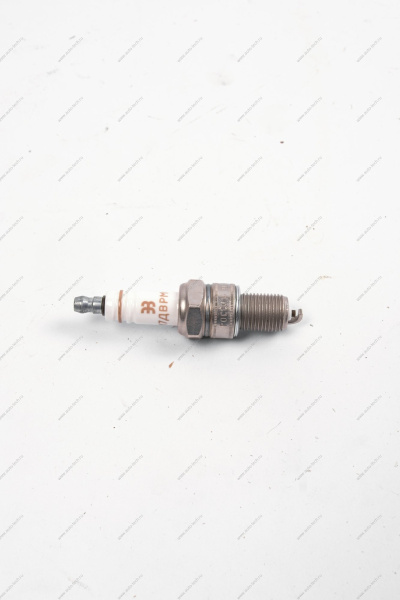 Свеча зажигания Datsun 1шт Nissan NISSAN 224015PA0A
