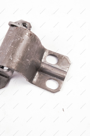 Петля ВАЗ-2121/21213/2131 капота 1 шт Lada LADA 21210-8407010-01