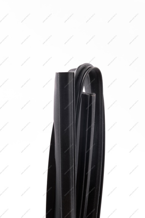 Уплотнитель лобового стекла нижний LADA Largus/Лада Ларгус (БРТ) Lada RENAULT 8450000578