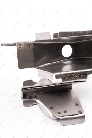 Поддомкратник ВАЗ-2121 передний правый в сборе Kamaz KAMAZ 21210-5101344-63