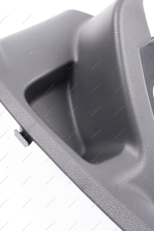 Облицовка порога пола задняя левая LADA Vesta/Веста (внутр.) Lada LADA 8450007256