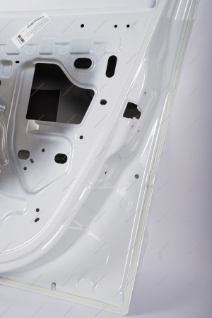 Дверь передняя правая LADA Largus/Лада Ларгус крашеная (с отв. под молдинг) 221 Ледниковый (Белый) Lada LADA 801002133R-221