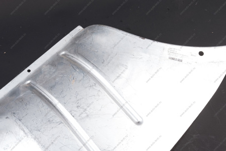 Соединитель ВАЗ-2170 заднего крыла и пола левый +кронштейн Kamaz KAMAZ 21700-8404069-63