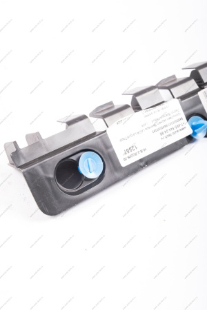 Кронштейн заднего бампера LADA Largus/Лада Ларгус боковой левый (,Полад, г.Тольятти) Lada LADA 8450000393