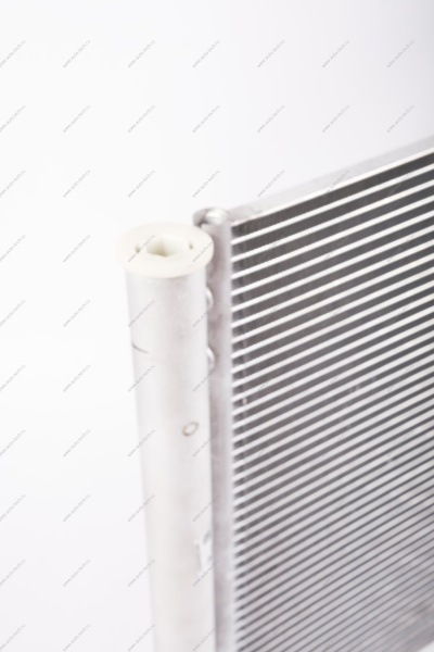 Радиатор кондиционера Lada Largus (FL) Renault RENAULT 921006454R