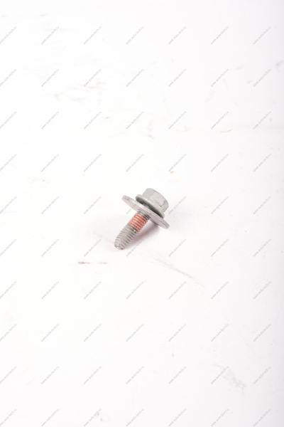 Болт М6-27 8-8 c круглой головкой, крестообразным шлицем, в сборе с шайбой АвтоВАЗ 7703602209