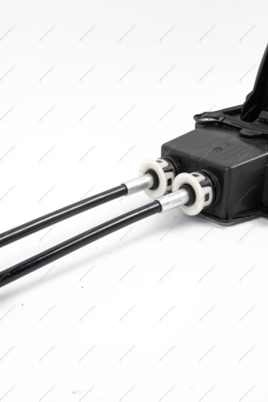 Привод управления механизмом переключения передач с тросами в сборе МКПП BVI5 -дв.P3M/P4M (без упаковки) LADA Largus Lada LADA 8450021962