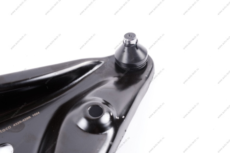 Рычаг LADA Largus/Logan 2014- передний левый(с боковой проточкой) METACO Metaco 4320428R