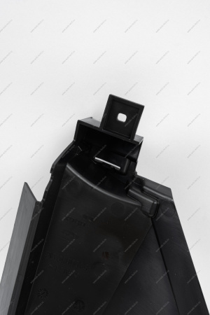 Щиток воздухонаправляющий нижний правый LADA Largus (FL) NEW Lada LADA 8450090774