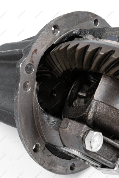 Редуктор ВАЗ-2123 заднего моста в сборе (передаточное число 3,9) ORIGINAL Lada LADA 21230240201002