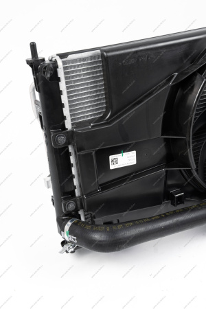 Радиатор охлаждения ВАЗ-2190/Datsun 2015- + рад.конд. с 1 эл. вент.и патрубками МКПП н/о в сборе Lada LADA 21903130000814