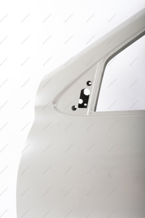 Дверь ВАЗ-1118/2190 передняя левая с брусом безопасности и прокладкой изоляционной (серый грунт) Lada LADA 11180610001580