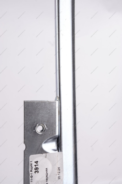 Обойма ВАЗ-2123 опускного стекла передняя Lada LADA 21230610322000