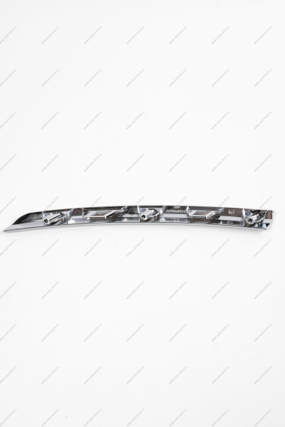 Молдинг переднего бампера верхний правый (хром) LADA Largus (FL) NEW Россия Россия 8450090634