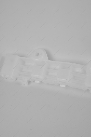 Кронштейн крепления переднего бампера левый (необходимы заклепки 2шт 7703072424/7705096011 LADA Largus (FL) NEW Lada LADA 8450090771