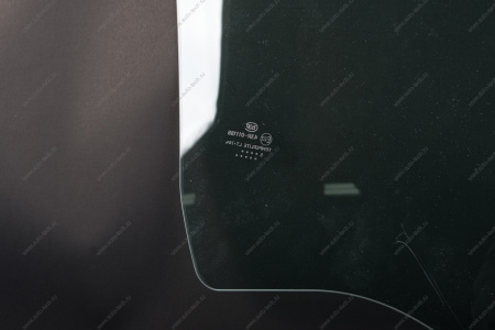 Стекло LADA Largus двери переднее левое Tinted тонир (AGC) Lada LADA 803016965R