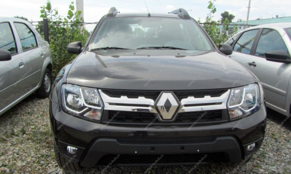 Бампер передний RENAULT Duster крашеный Темный каштан D17 c отв под птф 2010-2014 Api Api 620220030R-D17